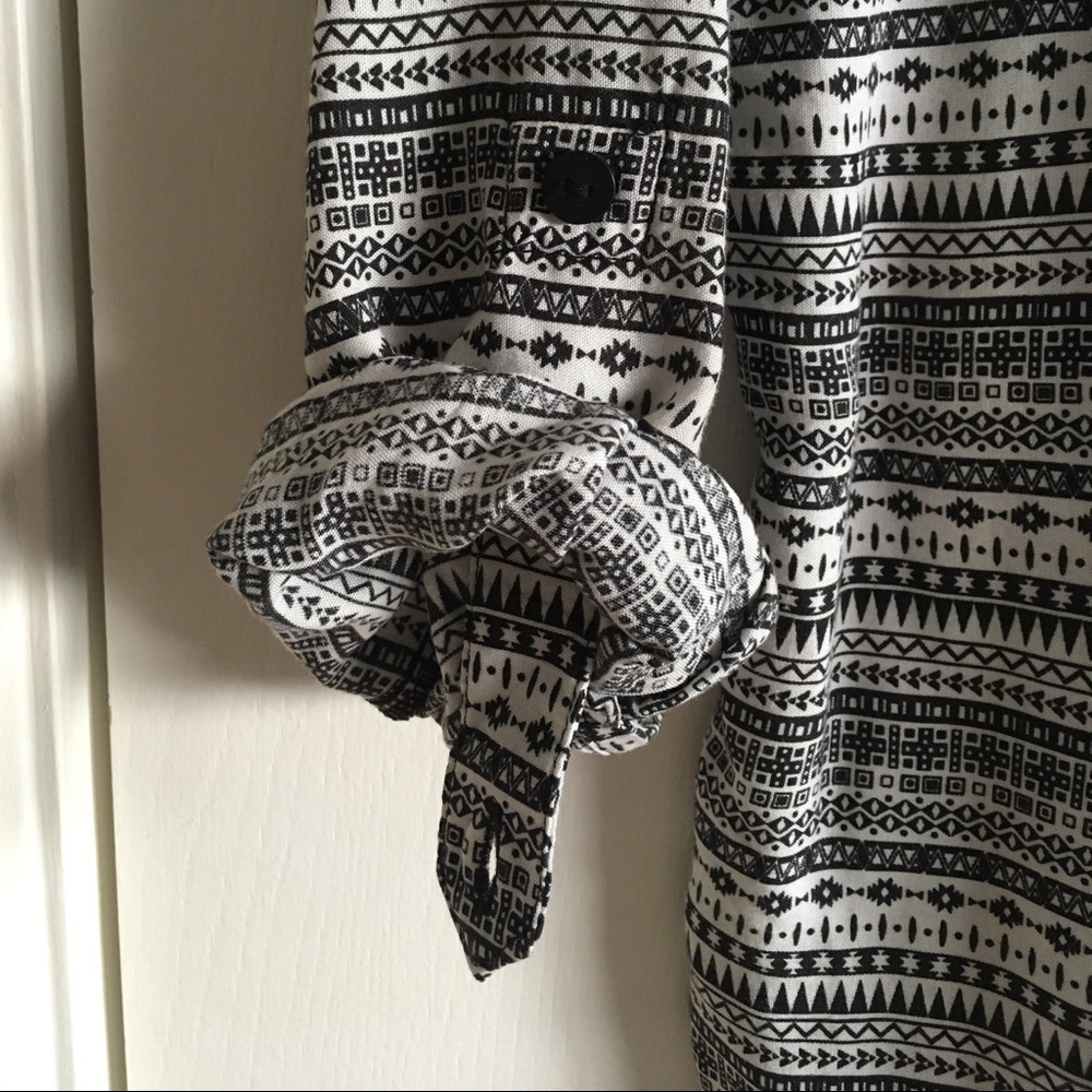Black and White Pattern Button Down - Picture 5 of 6